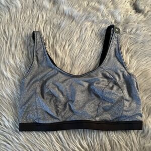 Curvy Couture Wireless Sports Bra Womens Size XL Gray Unpadded Back Closure